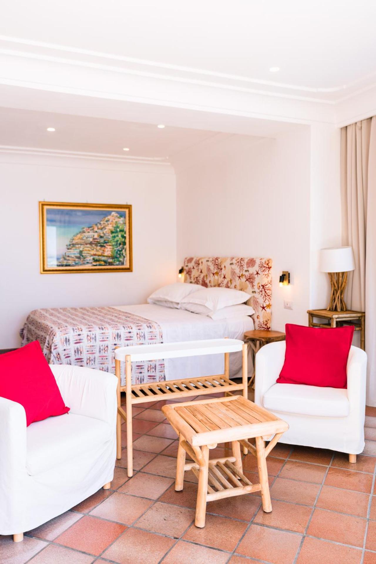 Guest house Anfitrite 2*