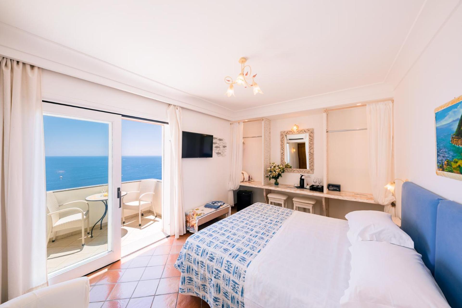 Anfitrite Guest house 2*